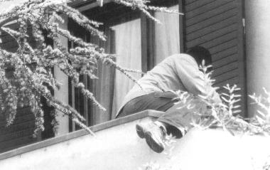 <b>IL FURTO.</b> Erano entrati in una casa passando dalla finestra della cucina 