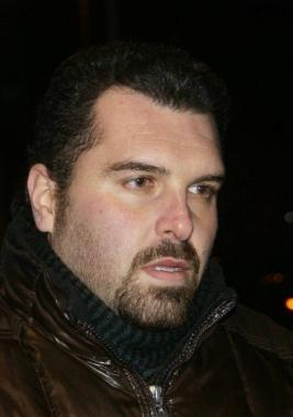 <strong>PAURA AL SUPERMERCATO. </strong>In alto due testimoni del colpo, Cecilia Ruzzieri e Andrea Turbati. Gli agenti delle volanti hanno effettuato i rilievi con la mobile. Sul posto anche la Misericordia