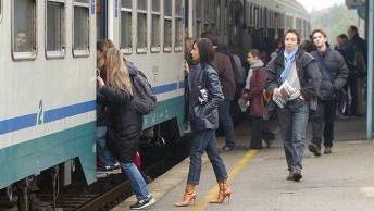 TRENI - ARRIVI E PARTENZE