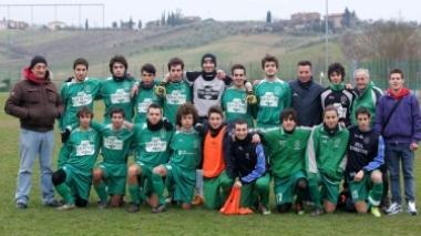 Il derby gialloblù è del Santa Maria