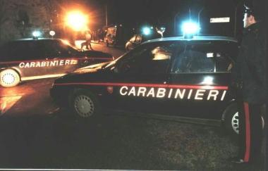 Pattuglie dei carabinieri durante alcuni controlli 