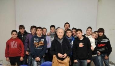 Gli studenti ricordano la Shoah con una sopravvissuta