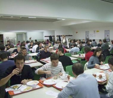 Una mensa universitaria   
