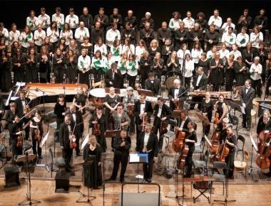 I cori del liceo Dini e della Filarmonica pisana 