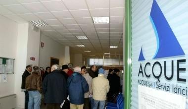 Sciopero all'ufficio clienti di Acque