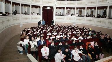 La platea del teatro Yves Montand