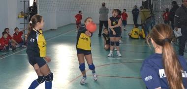 &nbsp;<b>PICCOLE. </b> Prove di bagher per le bambine dei Cas   