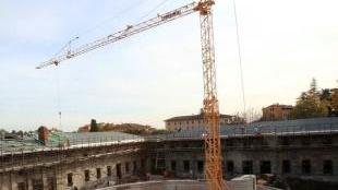 Il cratere dove sorgerà la piscina alle Leopoldine