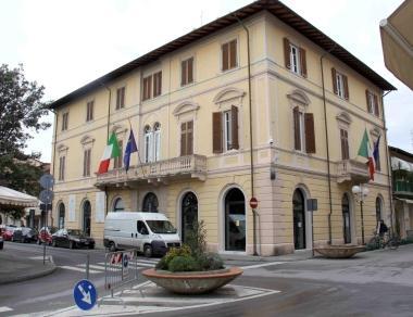 <b>RESTYLING.</b> Palazzo Quartieri   
