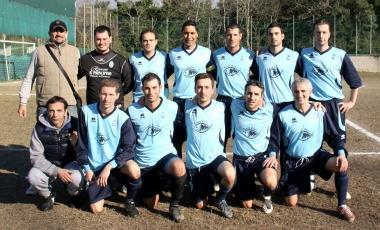 <b>POKER.</b> La formazione del Discobolo che ha vinto per 4-0 contro lAmp 2001 