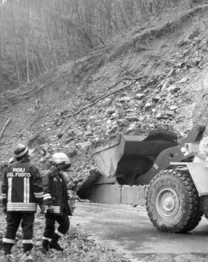 Una frana caduta sulle vie di Pontremoli 