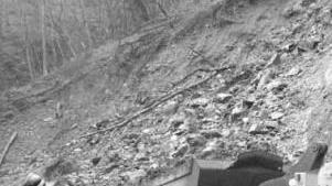 Una frana caduta sulle vie di Pontremoli