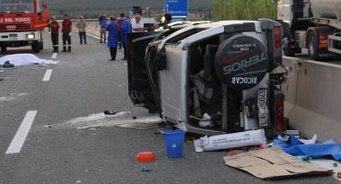 La jeep guidata da Burgalassi ridotta ad un ammasso di lamiere