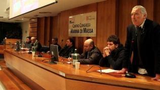 Due momenti della conferenza organizzata dagli operatori turistici ieri a Marina