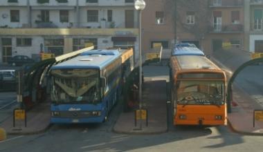 Bus, l'aumento dei biglietti per salvare corse e posti di lavoro