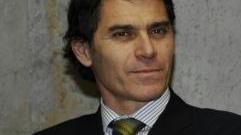 Portò via con la forza la bici a un ragazzino