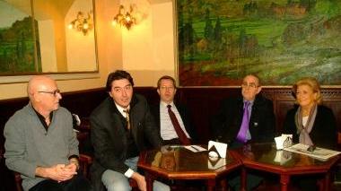 Una riunione di Futuro e Libertà