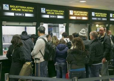 Passeggeri allaeroporto 