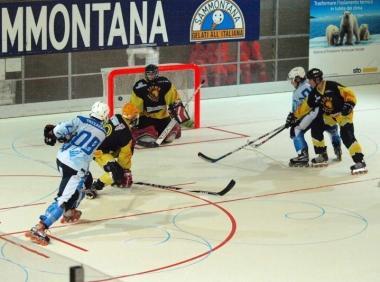 Unazione dattacco dellHockey Empoli 