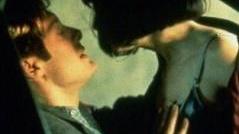 Non era al cinema, ma in auto con l'amico