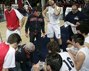 Coach Angelucci a fine gara ha ammesso la superiorit&agrave; dei senesi nel big match dellaltra sera 