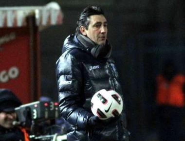 <b>Il tecnico </b>Alfredo Aglietti durante il match 