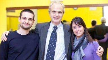 <b>TEO BELLIA </b>con due dei suoi giovani allievi