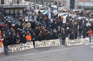 Esplode anche la rabbia dei precari