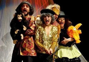 Un momento dello spettacolo teatrale    