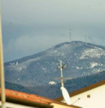 Il monte pisano imbiancato dalla neve