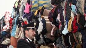 La camorra fa i milioni con gli stracci