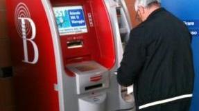 <b>OBIETTIVO DEI BANDITI.</b> Le macchinette per il pagamento dei ticket nell’atrio dell’ospedale «Versilia»: erano appena stati svuotati