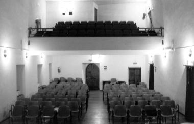 Il teatro Mascagni di Popiglio 