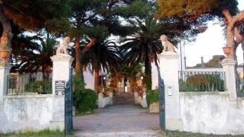 L’ingresso di Villa Morazzana, a Monterotondo