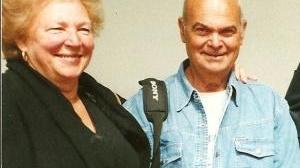 Enzo e Roberta Castiglioni di Segromigno Monte festeggiano 50 anni di matrimonio: auguri da Cristina, ...