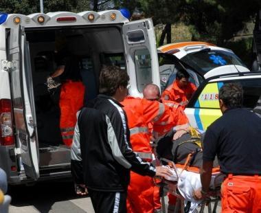 <b>SOCCORSO </b>Trasportato in ambulanza al policlinico di Siena 