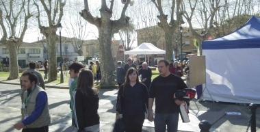 Sopra e sotto due momenti della Fiera di Primavera 