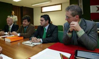 <b>LEGA NORD </b>La conferenza del Carroccio in primo piano Massimo Polledri 