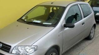Fucilata contro l'auto del sindaco