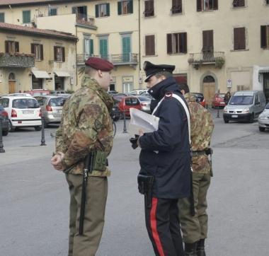 Militari in servizio in centro        