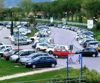 Il parcheggio dellospedale Versilia 