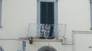 Il balcone danneggiato