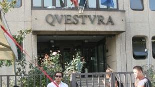Sindacato critica la gestione dei poliziotti in Questura