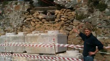 Giovanni Marchetti indica la frana