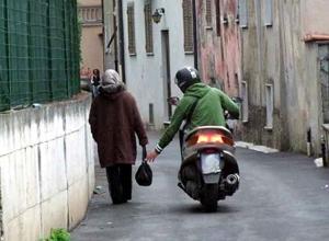 Arrestato scippatore del centro storico