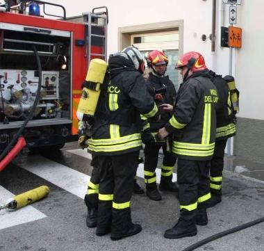 I vigili del fuoco al lavoro 
