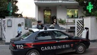La rapina alla farmacia di viale Roma