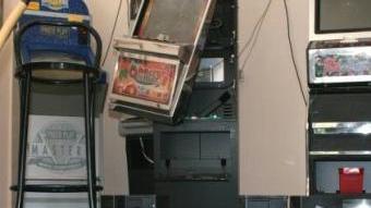 Videopoker scassinati come al bar del circolo Mcl la scorsa settimana