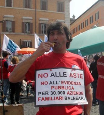  ROMA. «Dobbiamo restare uniti. Noi non lottiamo contro i sindacati, ma contro ...