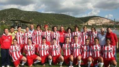 <b>AZZURRA.</b> La formazione della stagione 2010-2011